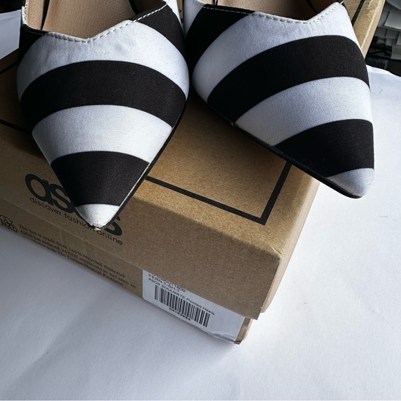 ASOS Women’s Mono Black White Striped Soulmate Pointed Toe Heels Pumps - Picture 3 of 12